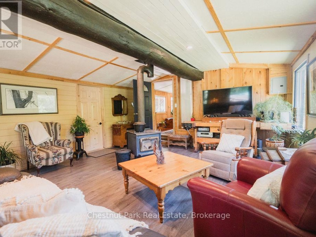 1150 CARLSMOUNT ROAD, 