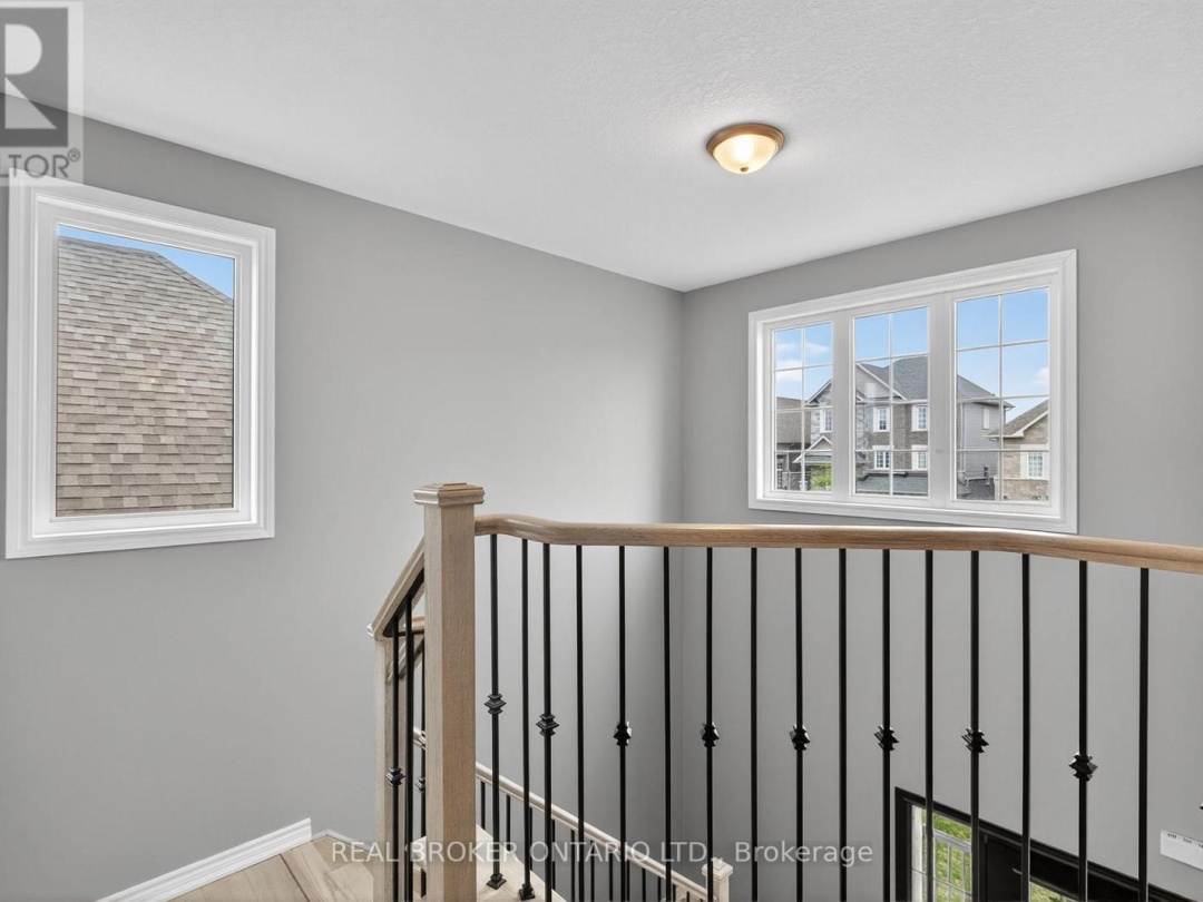 63 ATLANTIS DRIVE, 