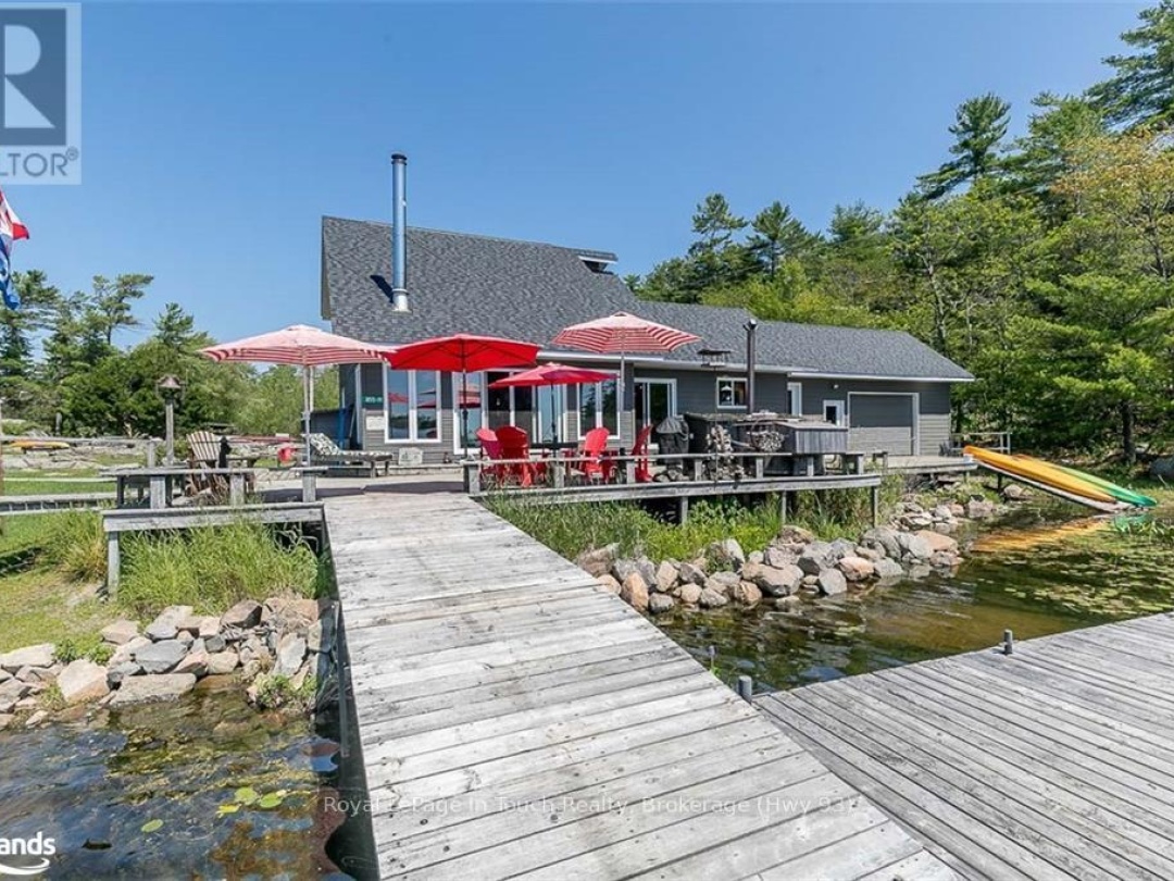 B55 19 Moon Island, Georgian Bay