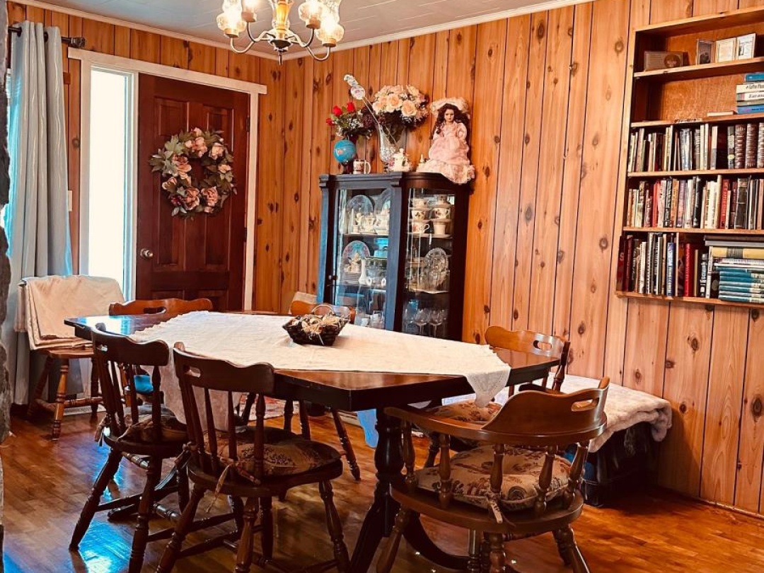 1671 HWY 60 HIGHWAY, 