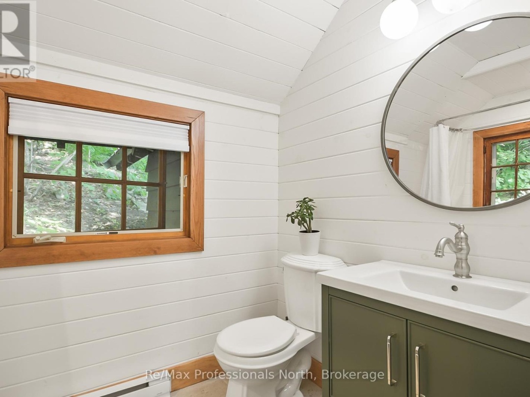 95 PEN LAKE POINT ROAD, 
