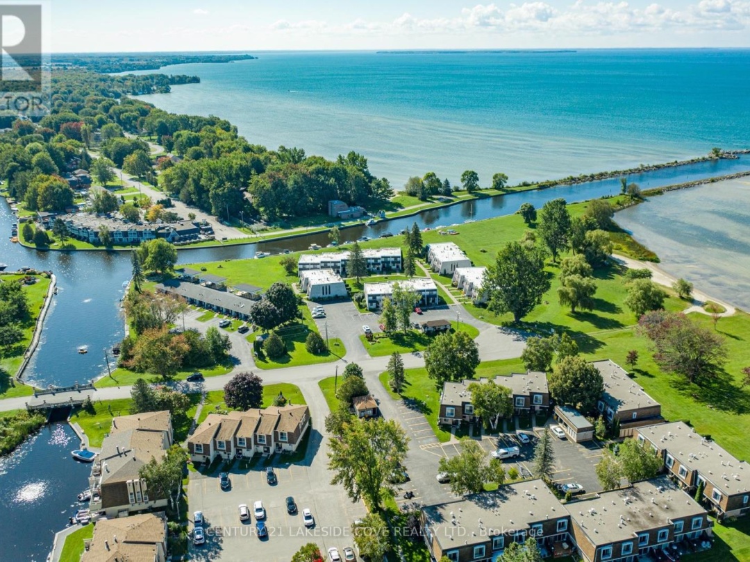 Unit 2 3 Paradise Boulevard, Lake Simcoe