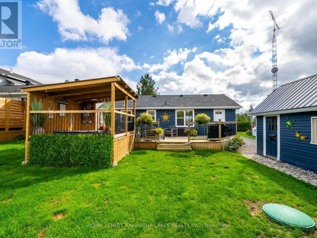 813 COUNTY ROAD 121 ROAD, 