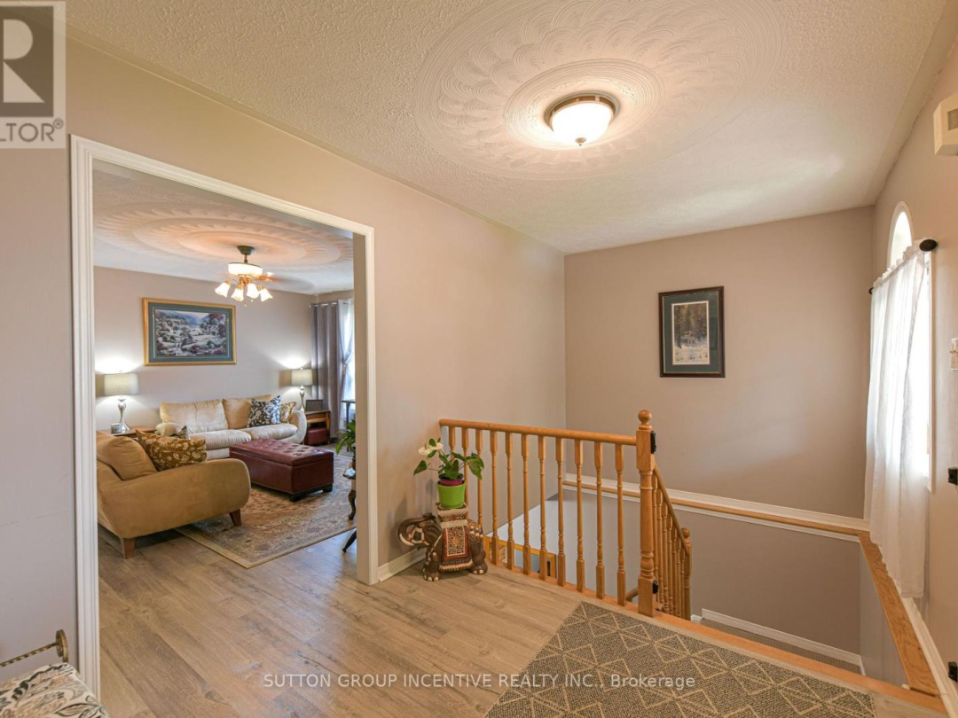 78 VANESSA DRIVE, 