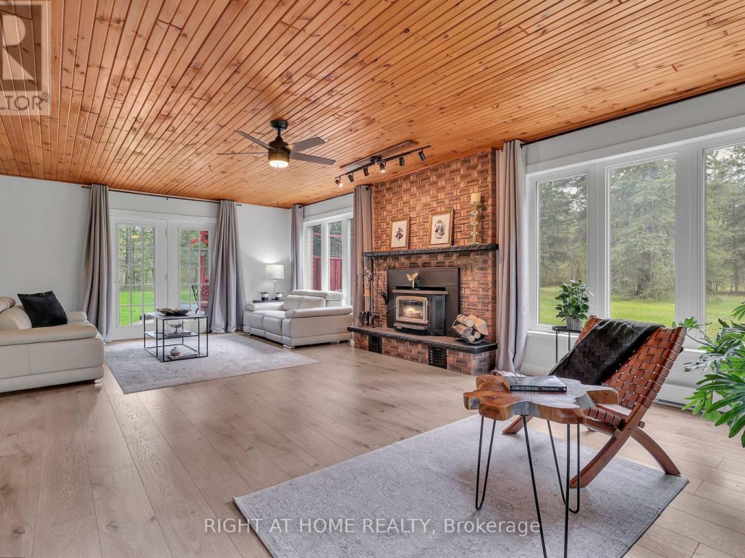 119 Sturgeon Glen Road, Sturgeon Lake