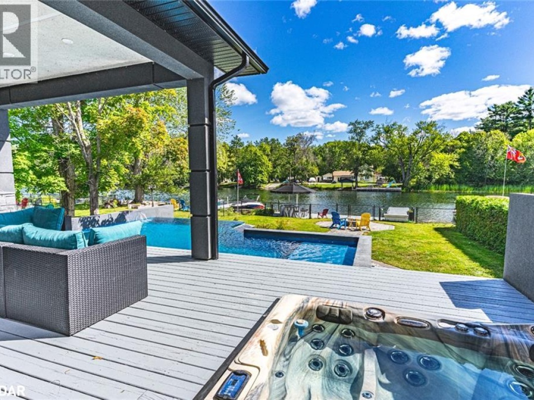 1657 PENINSULA POINT Road, 