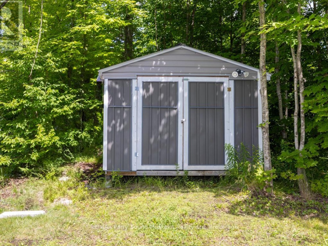 36 LONG LAKE ESTATES ROAD, 