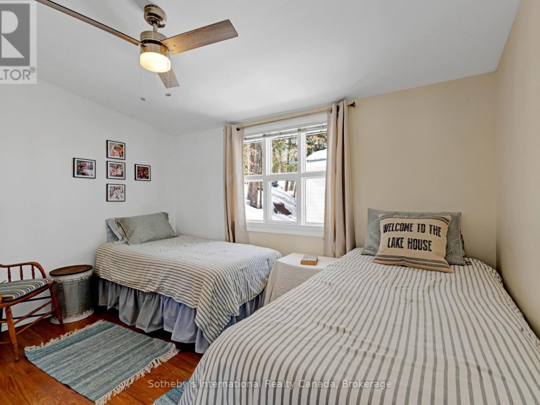 1028 Hillcrest Lane, Halls Lake