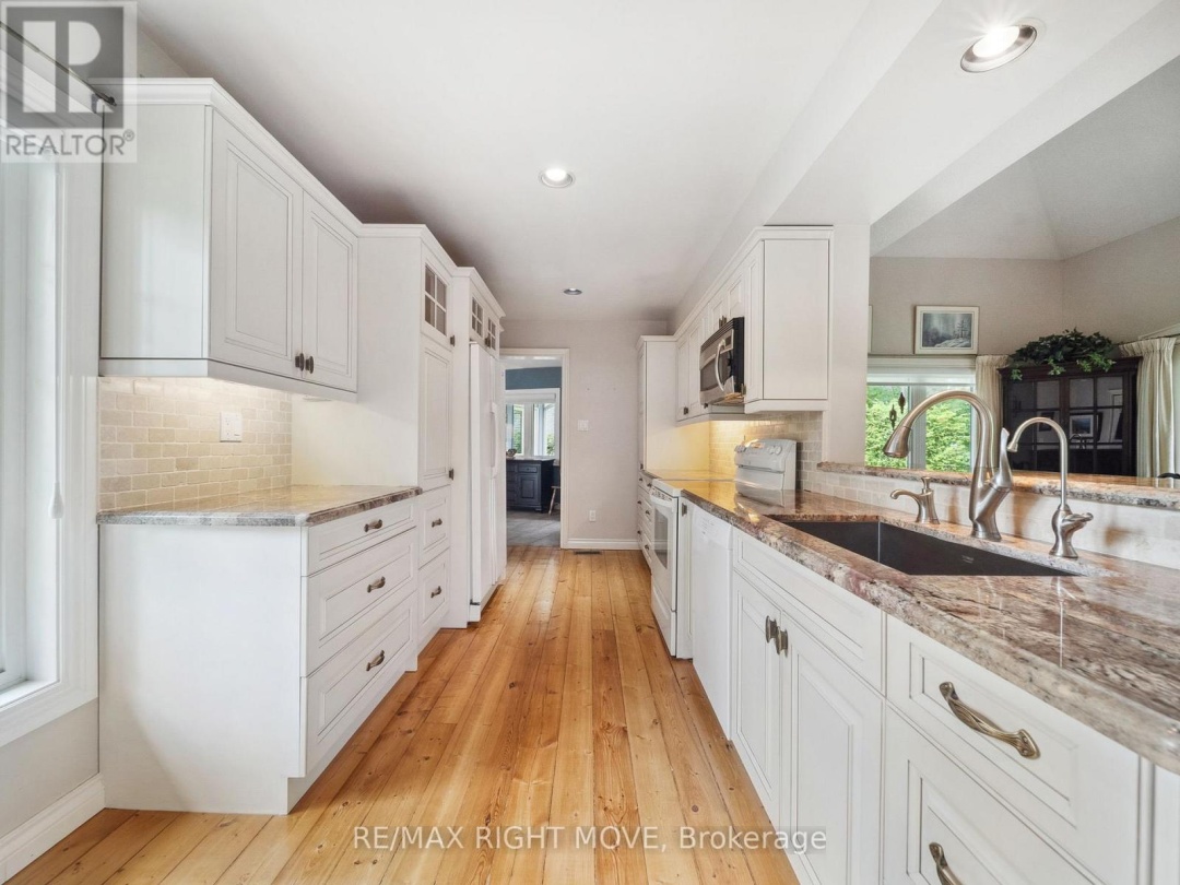 7736 RIVERLEIGH DRIVE, 