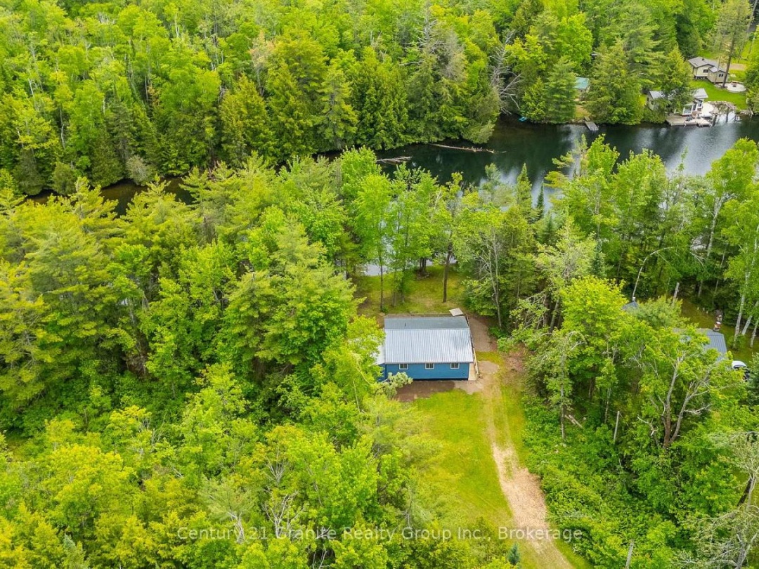 86 BOYCE TRAIL, 
