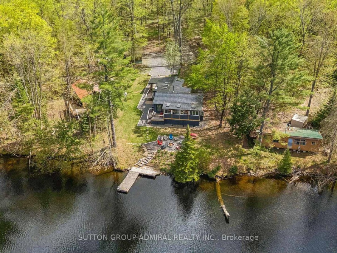 1023 Kirkpatrick Lane, Lake Muskoka