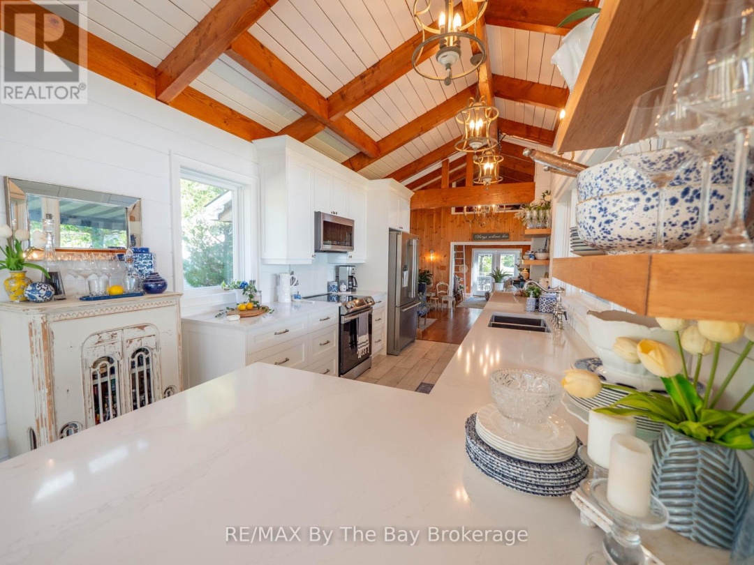 4476 ISLAND 1040/LITTLE BEAUSOLEIL ISLAND, 