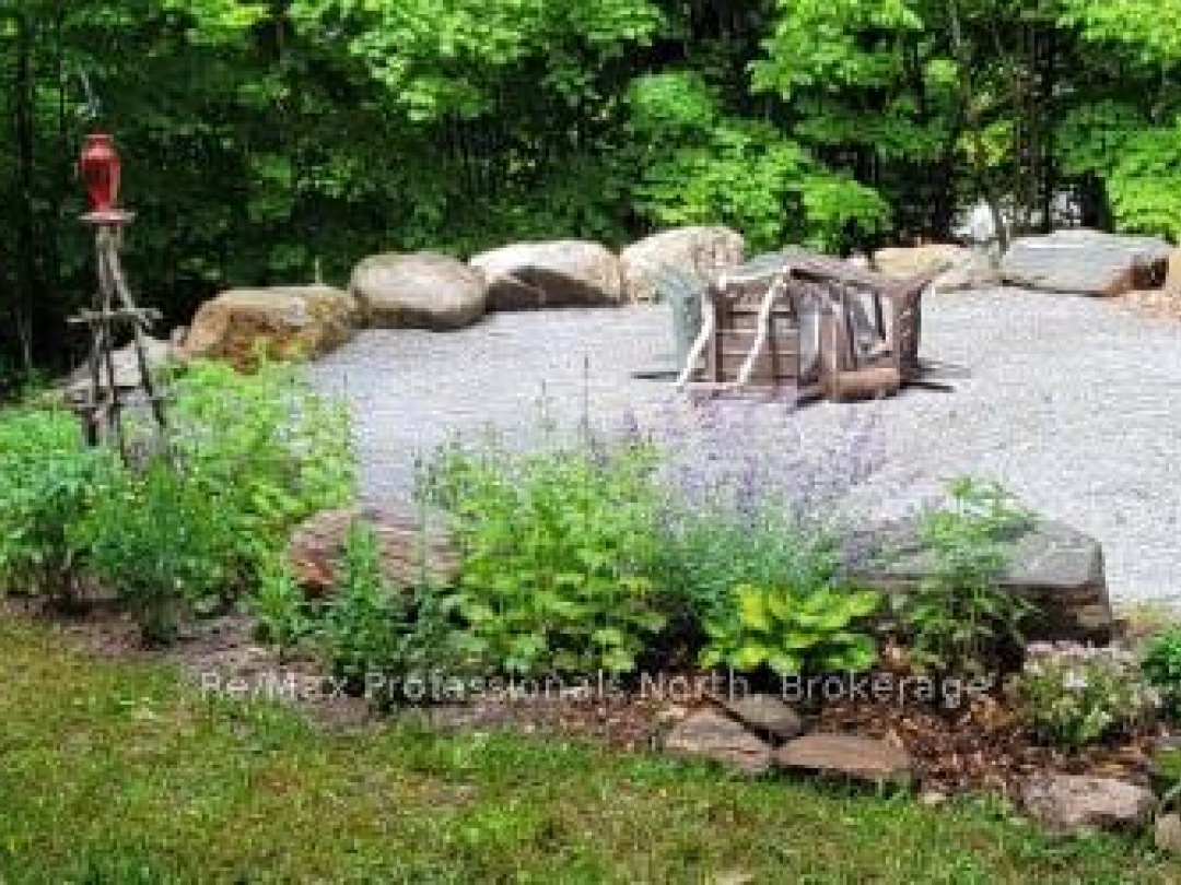 1145 Chelsea Lane, Maple Lake