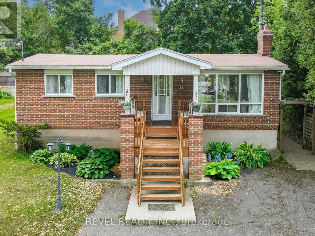 99 BOWEN ROAD, 