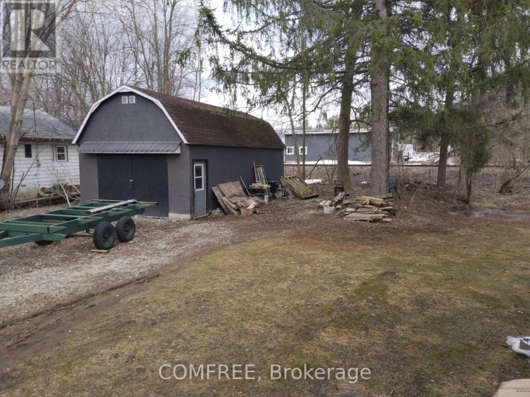 7177 Beach Drive, Ramara