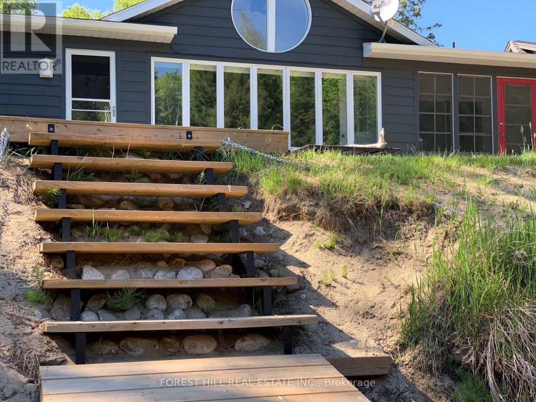 31 Glen Acres Road, Big East Lake