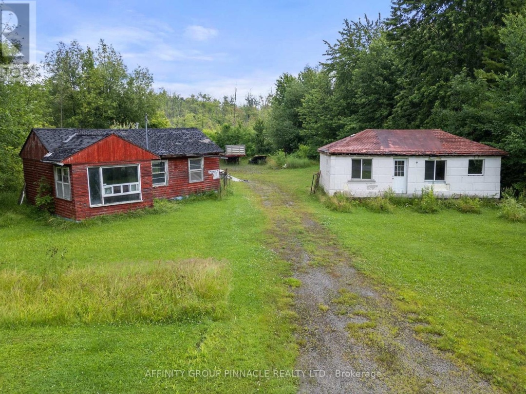 1 & 4 2559 Lakeshore Drive, Ramara