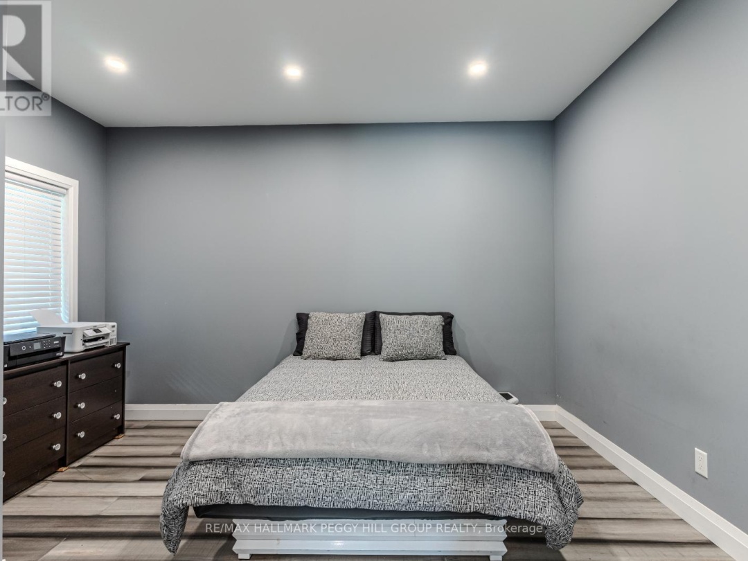 1657 PENINSULA POINT ROAD, 