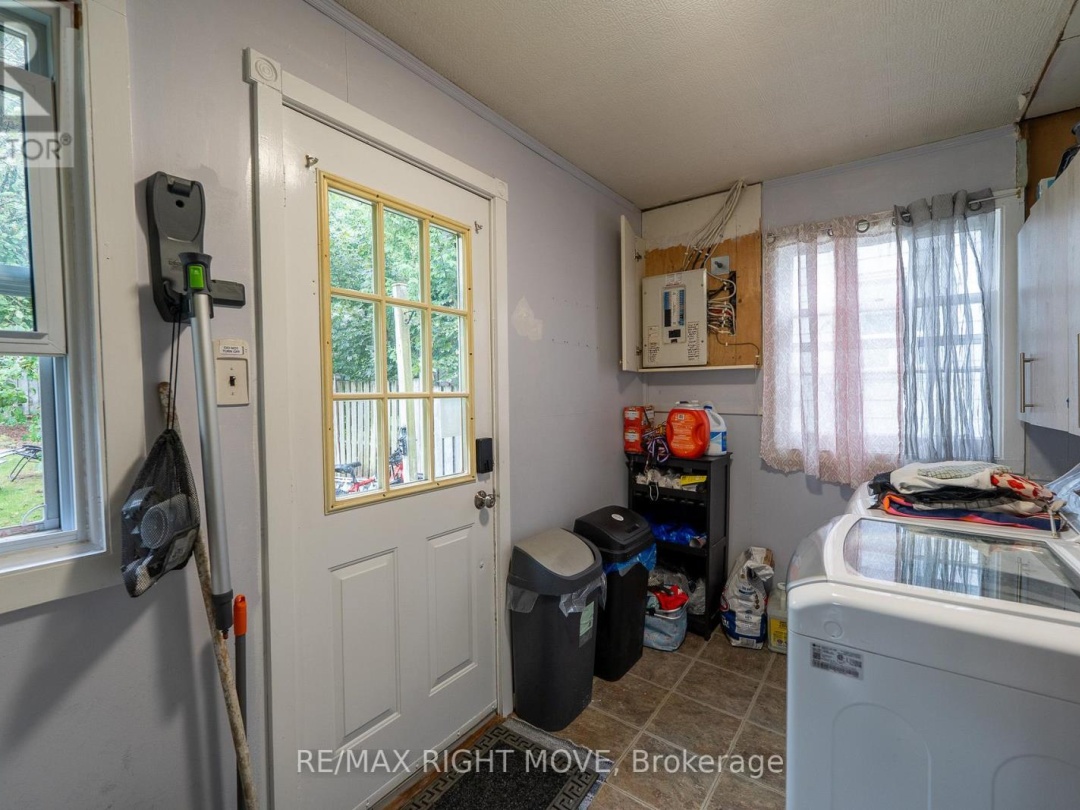 18 ALBANY AVENUE, 