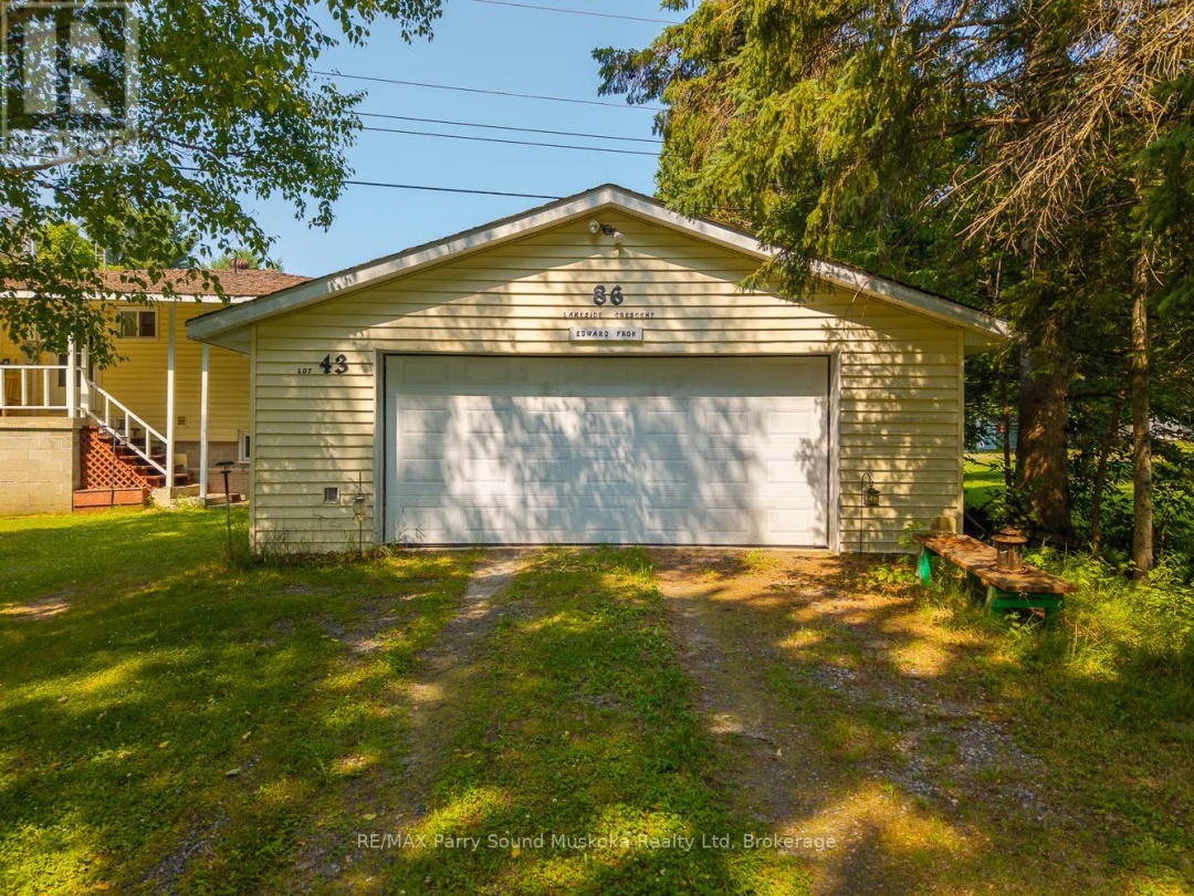 86 LAKESIDE CRESCENT, 