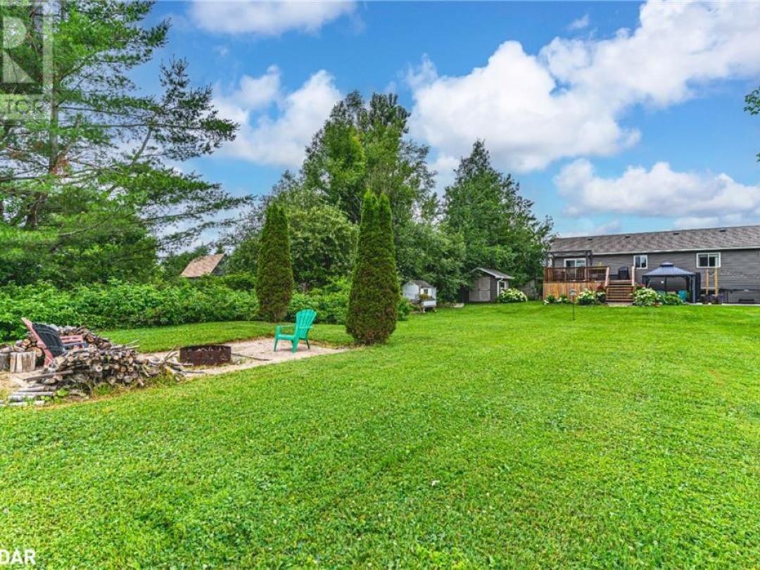 285 WARMINSTER Sideroad, 