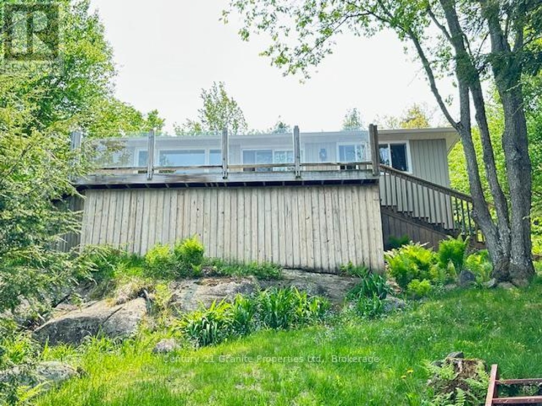 4 TURTLE LANE, 