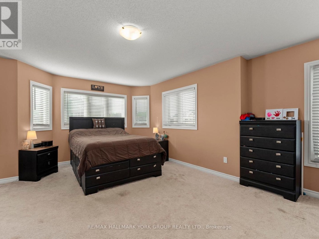 1 Furniss Street, Lake Simcoe