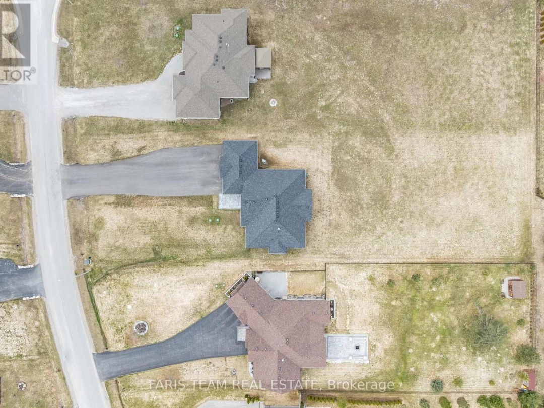 5 Breanna Boulevard, Oro-Medonte (Prices Corners)