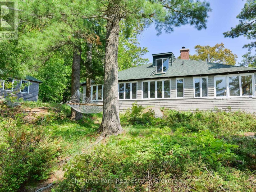 8 - 1869 MUSKOKA 118 ROAD W, 