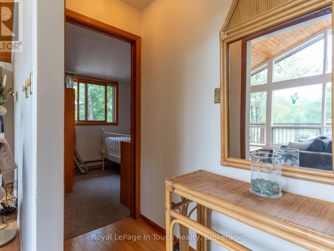 3098 ISLAND 1040, 