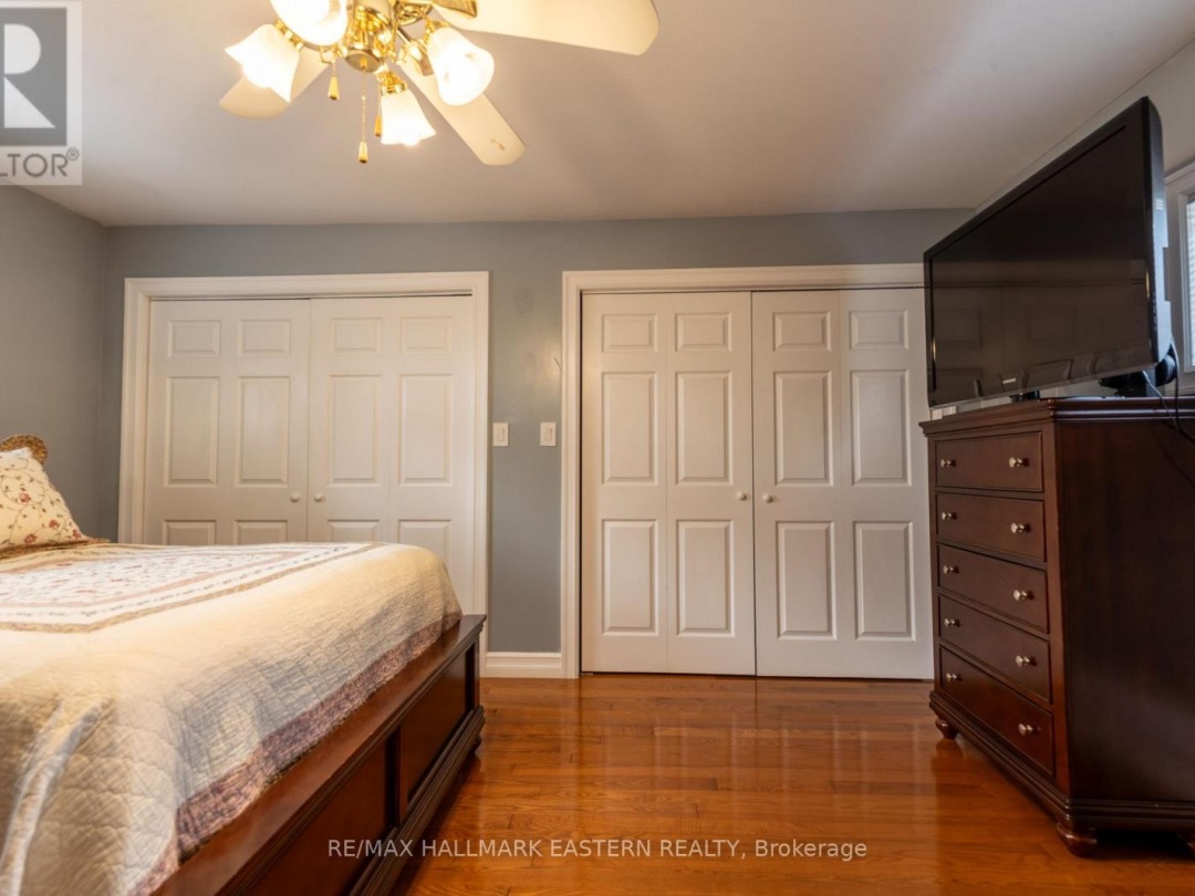 4 Hollyville Boulevard, Sturgeon Lake
