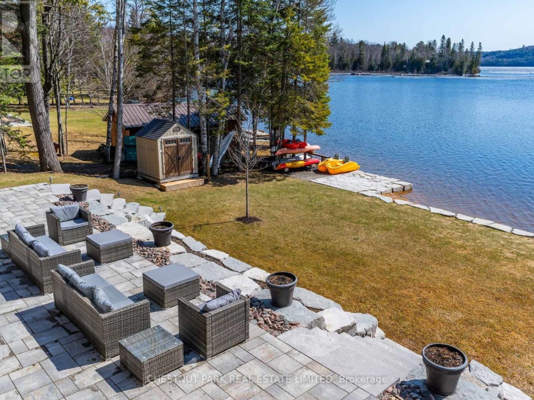 1168 Curry Road, Haliburton Lake