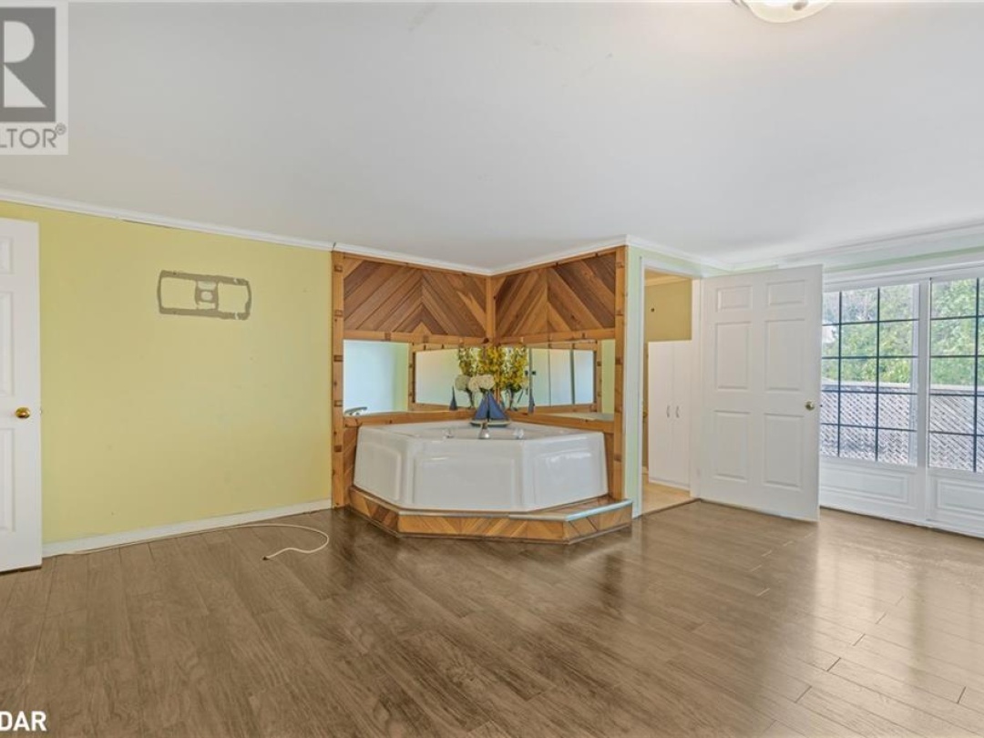 4201 Huronia Road, Severn