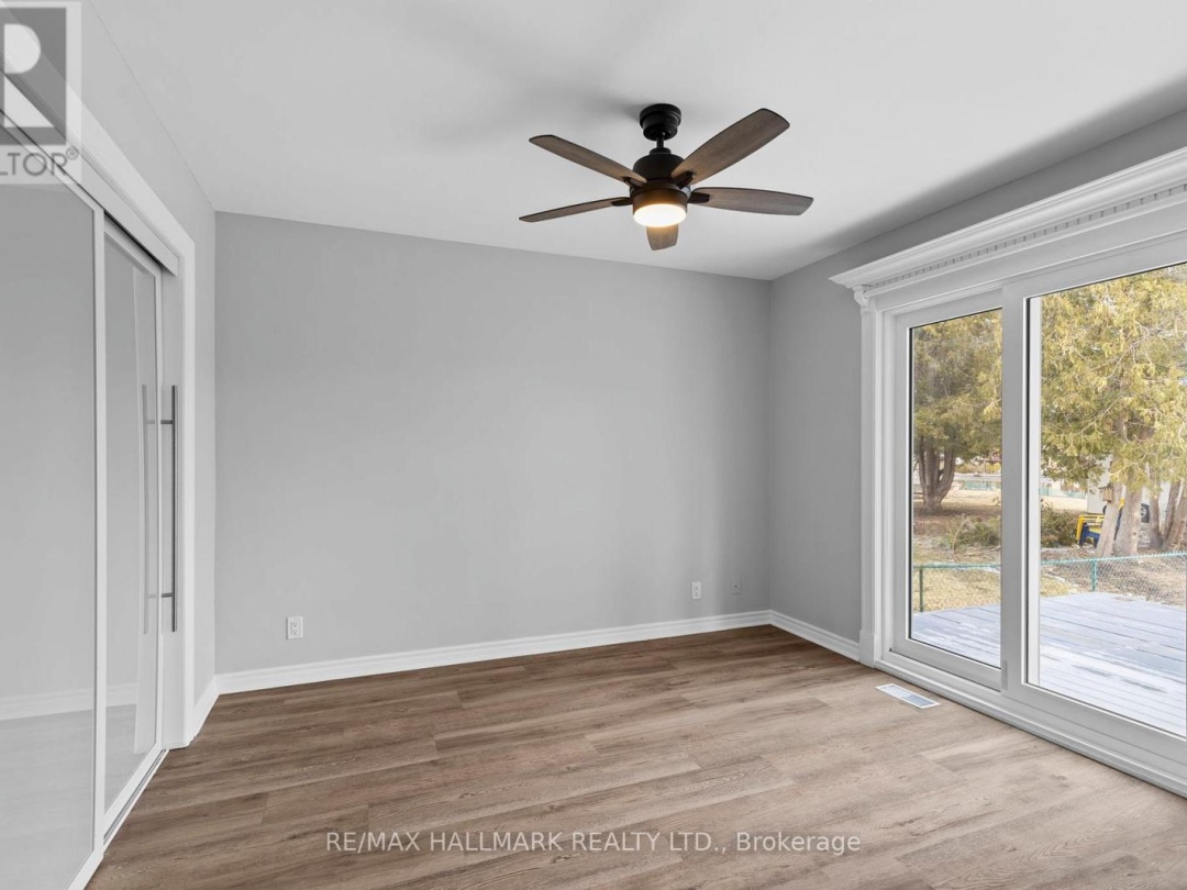 13 Pinetree Court, Lake Simcoe