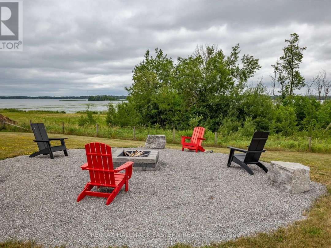 35 LAKEVIEW CRESCENT, 