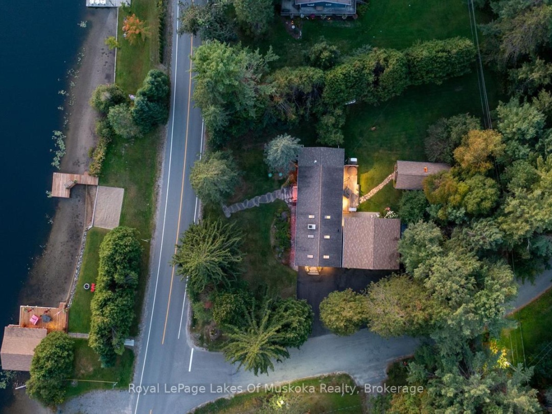 2 LESLIE DRIVE W, 