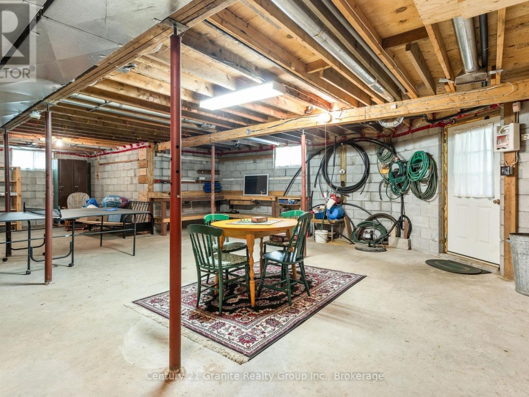 1147 COMFORT DRIVE, 