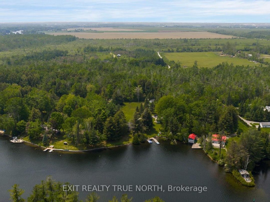 22 CARDINAL DRIVE, Talbot Lake