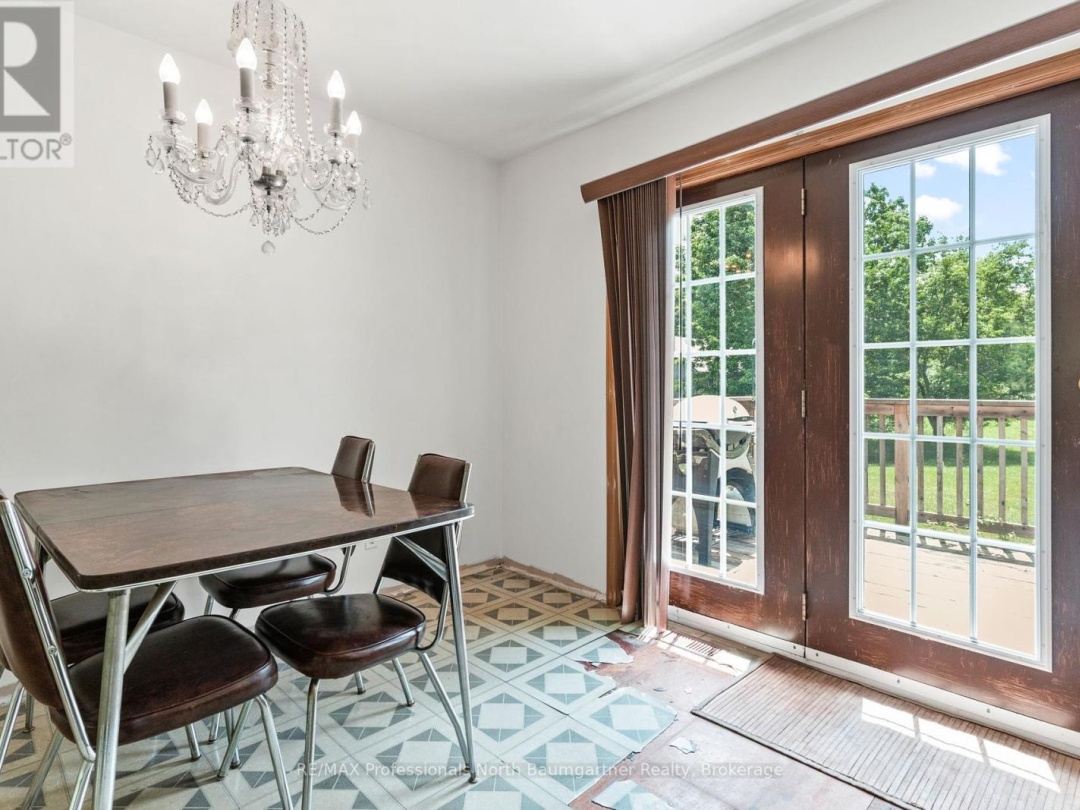1144 BOSHKUNG LAKE ROAD, 