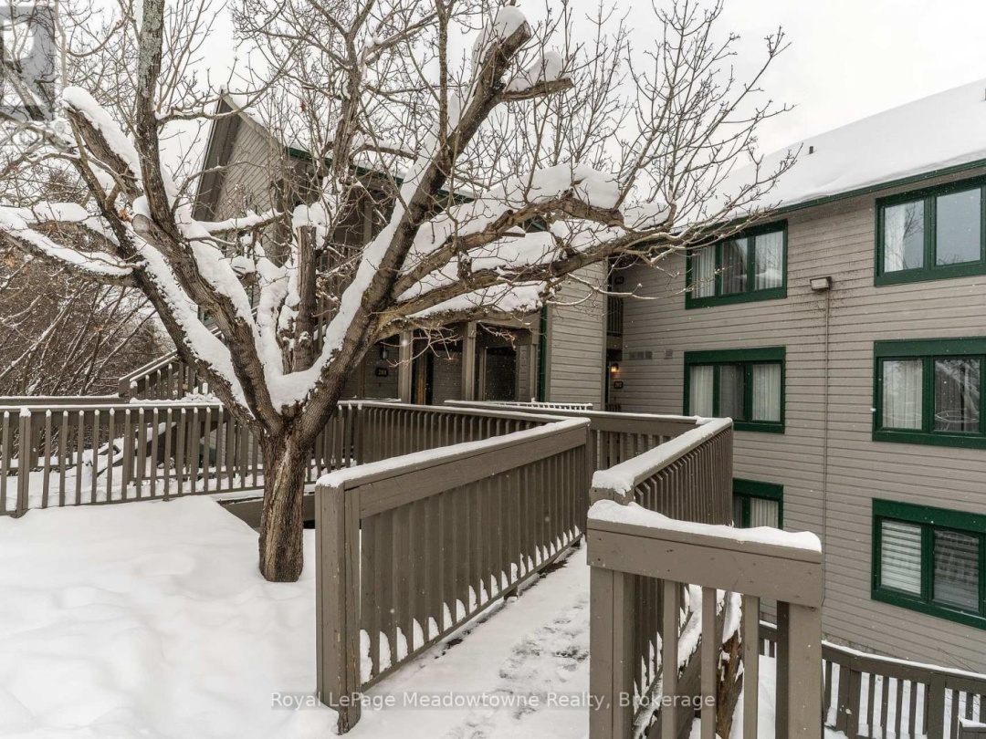 301 - 34 DEERHURST GREENS ROAD, 