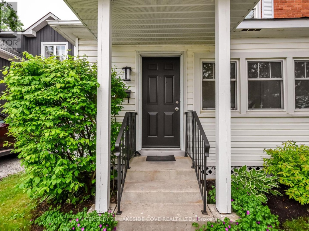 74 Penetang Street, Orillia