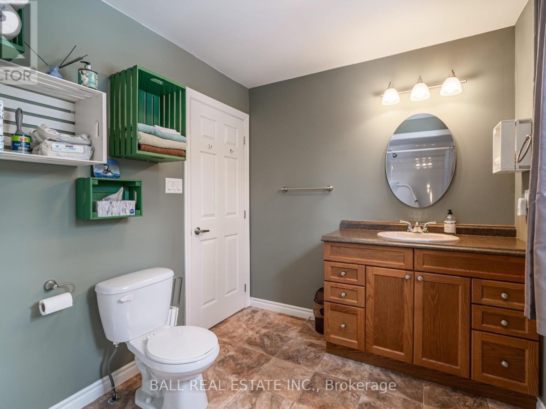 35 Elder Street, Sturgeon Lake
