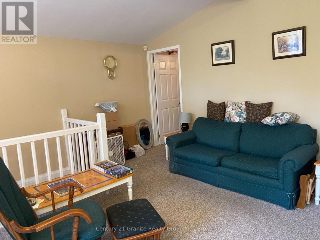 1549 TRAPPERS TRAIL ROAD, 