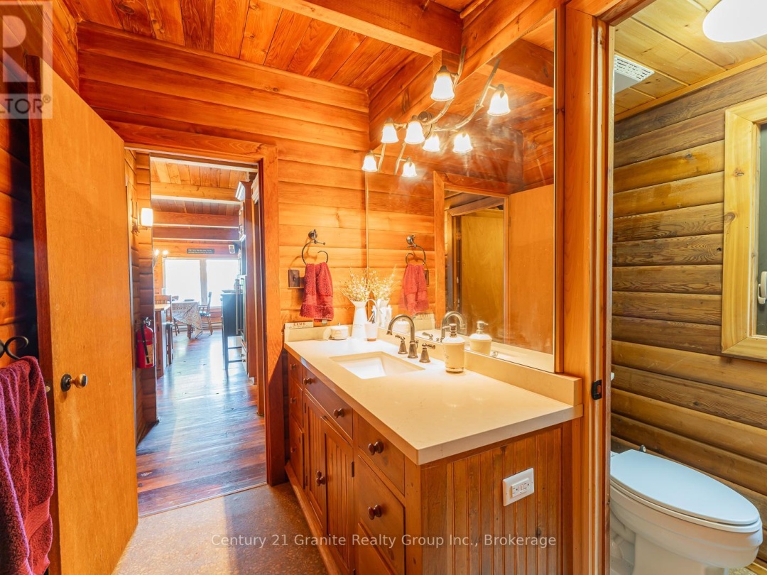 118 Griffin Drive, Four Mile Lake