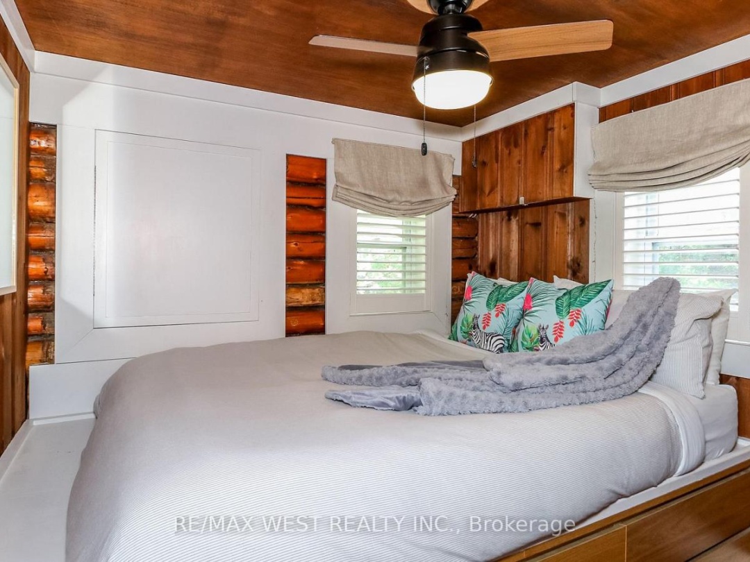 3756 GLENREST DRIVE, 