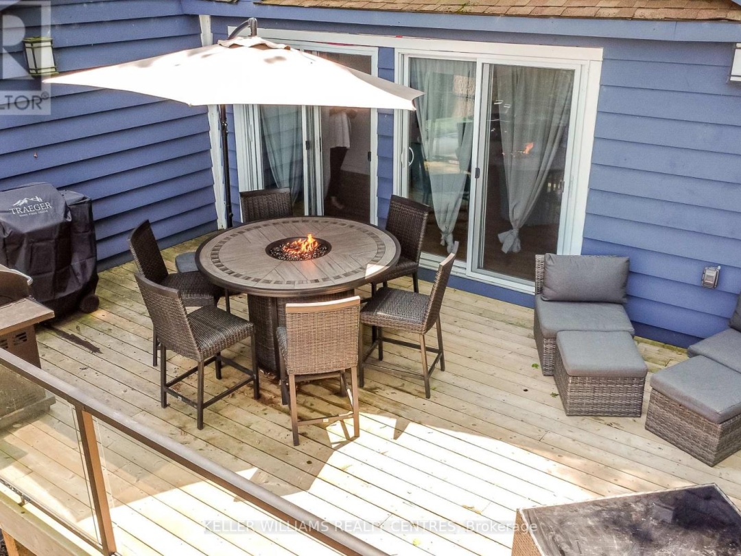 6 CURRIE LANE, 
