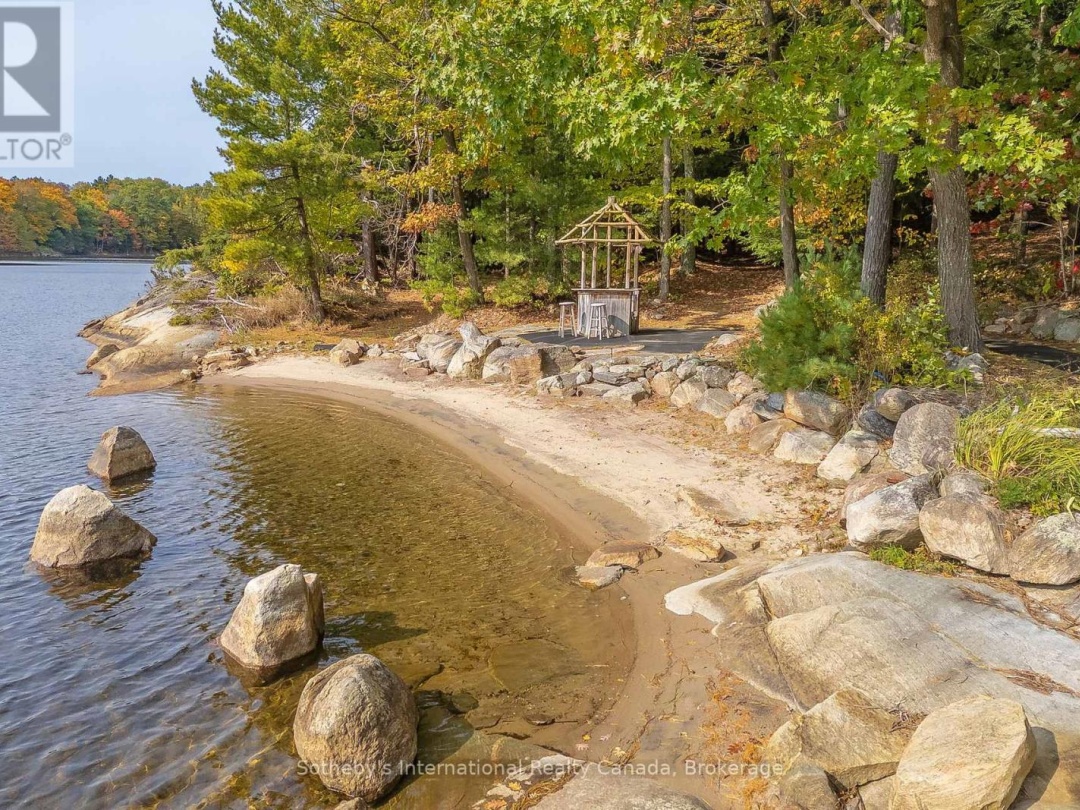 22418 GEORGIAN BAY SHORE, Longuissa Bay