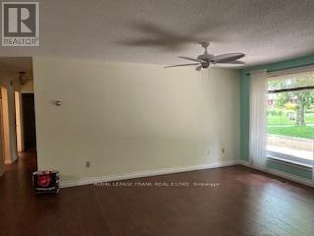 202 - 200 EAST STREET S, 