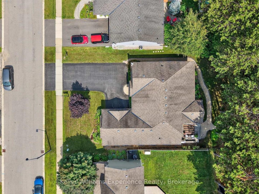 40 WINDSONG CRESCENT, 
