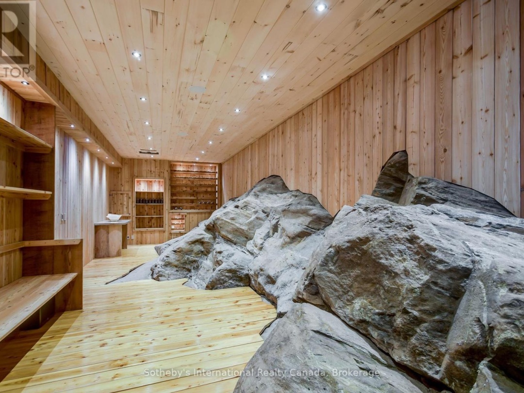 1739 Trapper's Trail Road, Miskwabi Lake